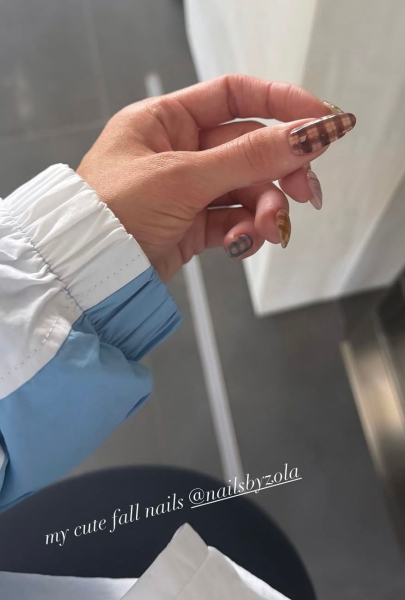 Kylie Jenner's multicolored plaid manicure